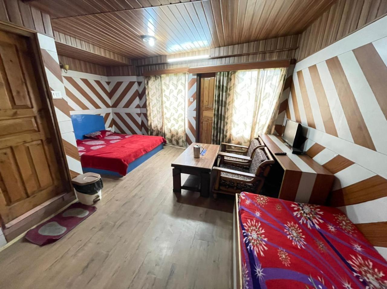Hotel Snowflake Nārkanda Rom bilde